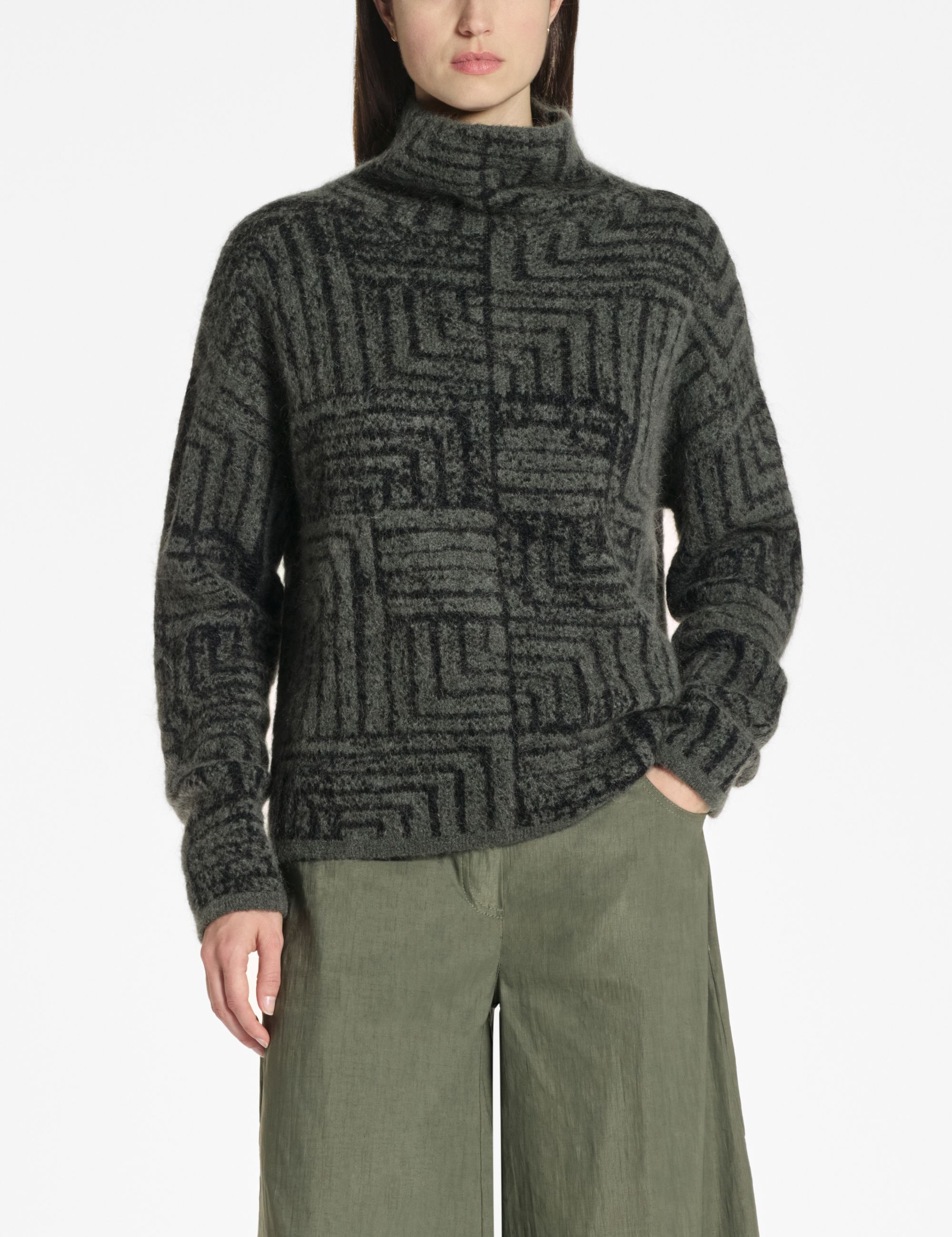 ������� Sarah Pacini 2421113052