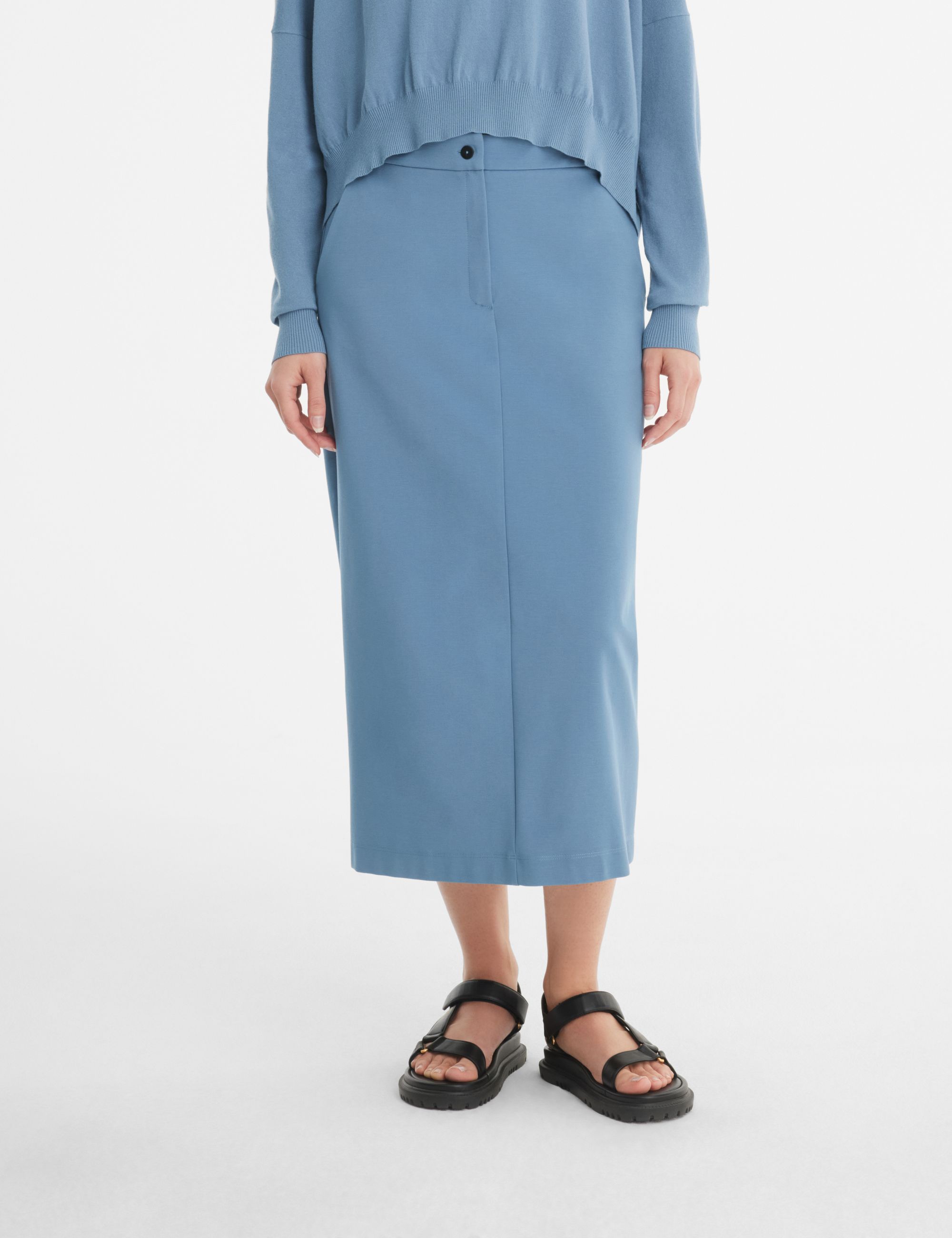 ���� 241.11.088 SARAH PACINI